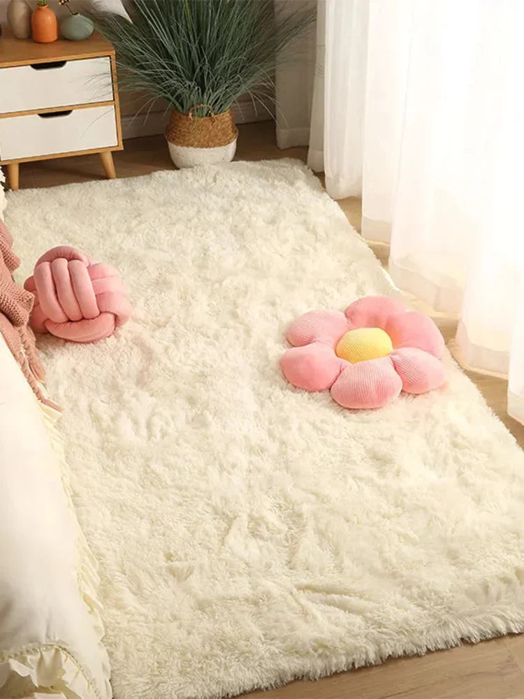 Soft Pink Kids Bedroom Rug | Cute Girls Floor Mat & White Fluffy Bedside Carpet