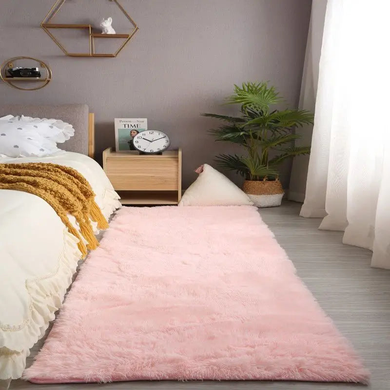 Soft Pink Kids Bedroom Rug | Cute Girls Floor Mat & White Fluffy Bedside Carpet